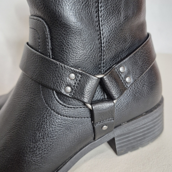 Frye and Co. Elodie Black Faux Leather Side Zip Combat / Moto Boot - Size 8 - Picture 8 of 15
